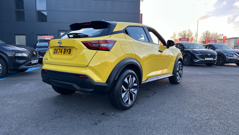 Nissan Juke 1.0 DiG-T Acenta Premium 5dr Petrol Hatchback